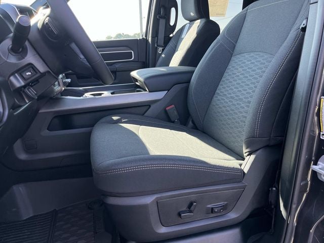2026 RAM 2500 RAM 2500 BIG HORN CREW CAB 4X4 6'4' BOX