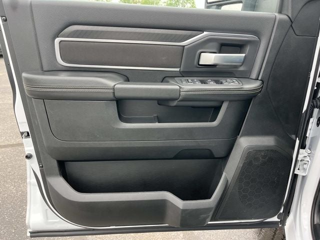 2025 RAM 2500 Big Horn Crew Cab 4x4 6'4' Box