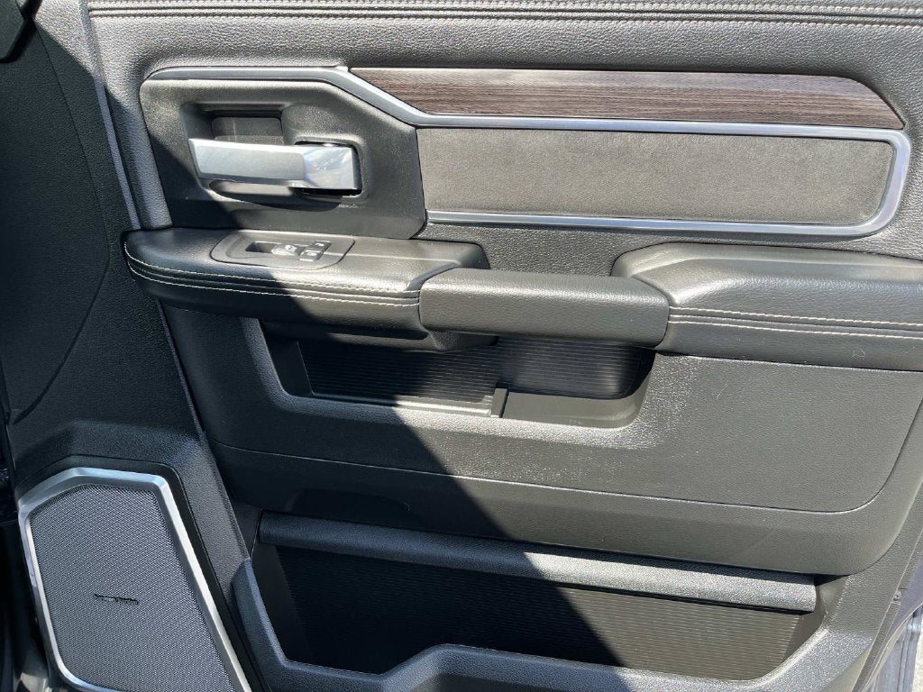 2025 RAM 2500 Laramie Crew Cab 4x4 6'4' Box