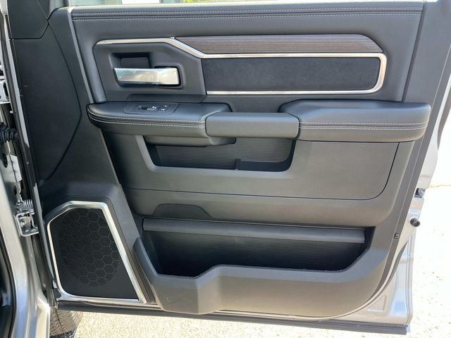 2026 RAM 2500 Laramie Crew Cab 4x4 6'4' Box