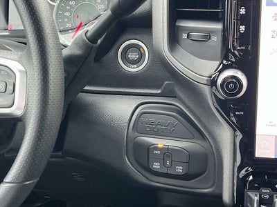 2026 RAM 2500 RAM 2500 BLACK EXPRESS CREW CAB 4X4 8' BOX