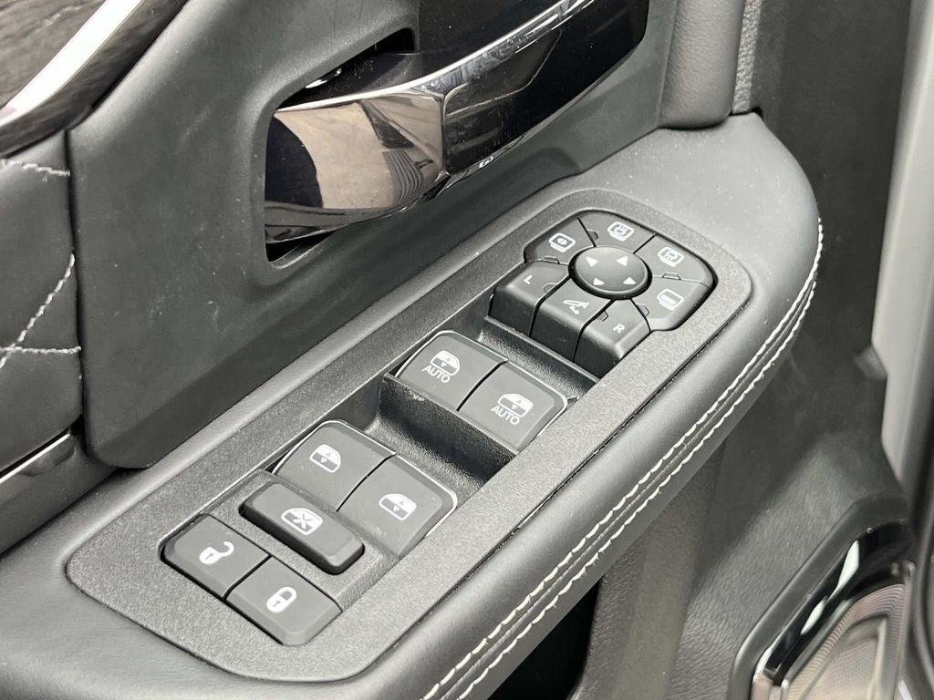 2026 RAM 2500 RAM 2500 LIMITED MEGA CAB 4X4 6'4' BOX