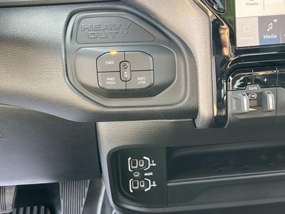 2026 RAM 3500 RAM 3500 TRADESMAN REGULAR CAB 4X4 8' BOX