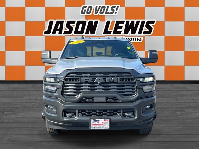 2026 RAM 3500 RAM 3500 TRADESMAN CREW CAB 4X4 8' BOX