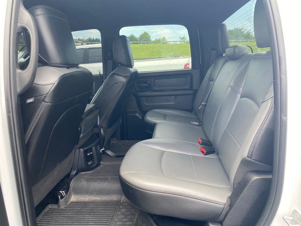 2025 RAM 3500 Tradesman Crew Cab 4x4 8' Box