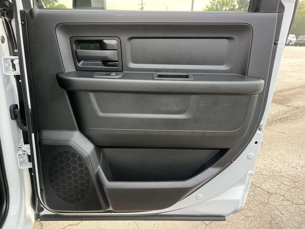 2025 RAM 3500 Tradesman Crew Cab 4x4 8' Box