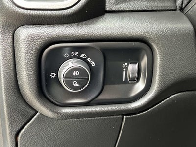 2025 RAM 3500 Tradesman Crew Cab 4x4 8' Box