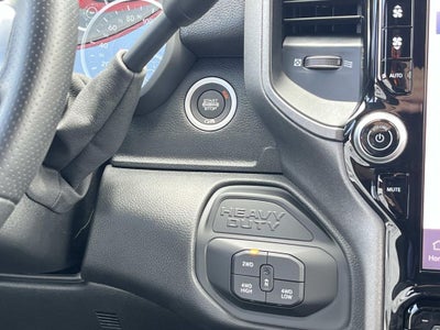 2026 RAM 3500 RAM 3500 TRADESMAN CREW CAB 4X4 8' BOX