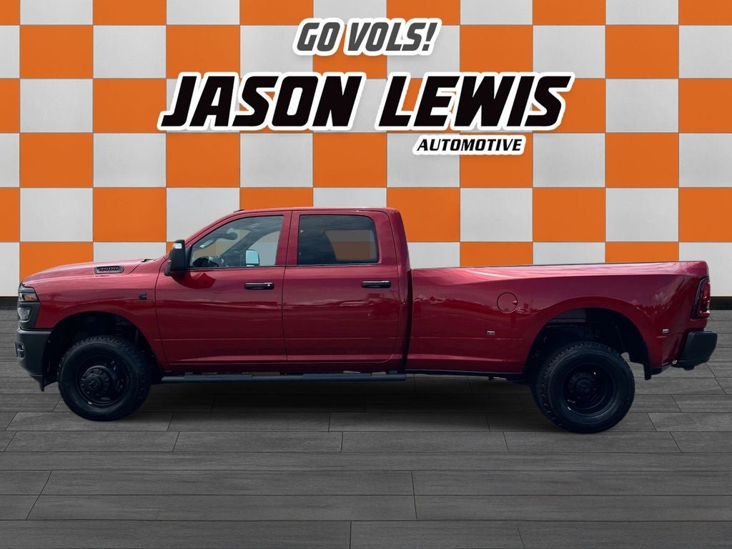 2026 RAM 3500 RAM 3500 TRADESMAN CREW CAB 4X4 8' BOX