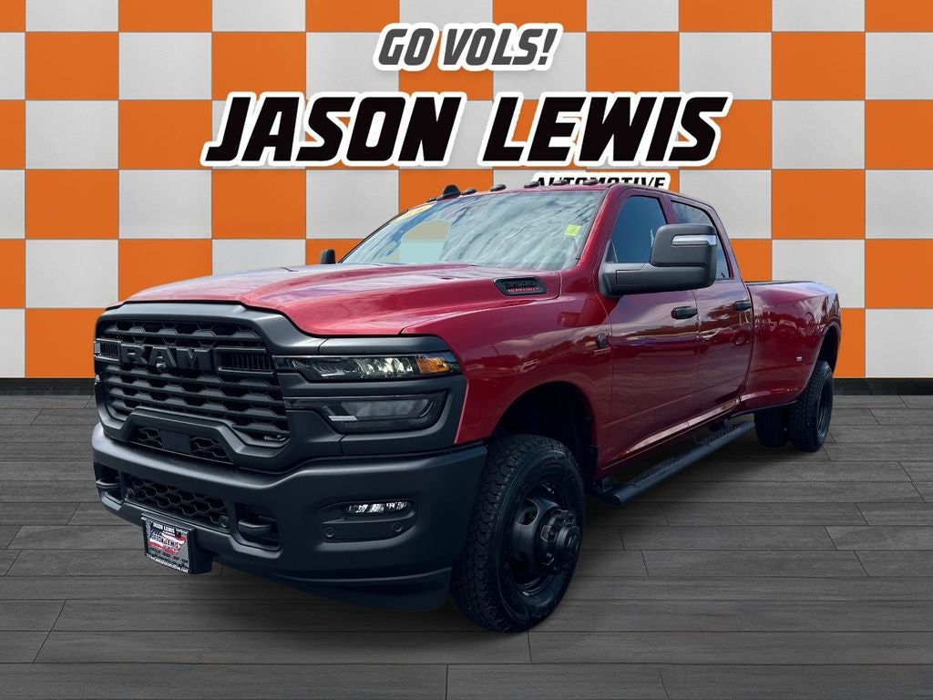 2026 RAM 3500 RAM 3500 TRADESMAN CREW CAB 4X4 8' BOX