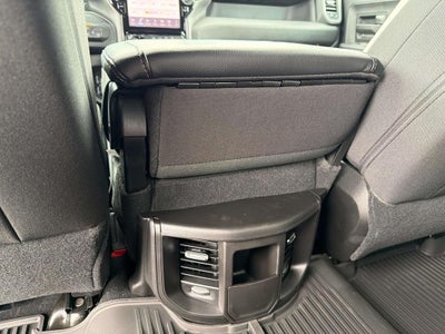 2026 RAM 3500 RAM 3500 TRADESMAN CREW CAB 4X4 8' BOX