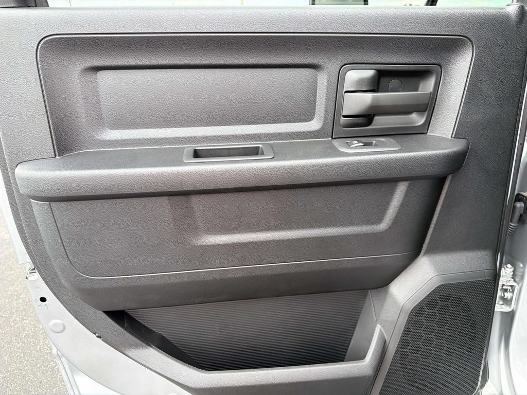 2026 RAM 3500 RAM 3500 TRADESMAN CREW CAB 4X4 8' BOX