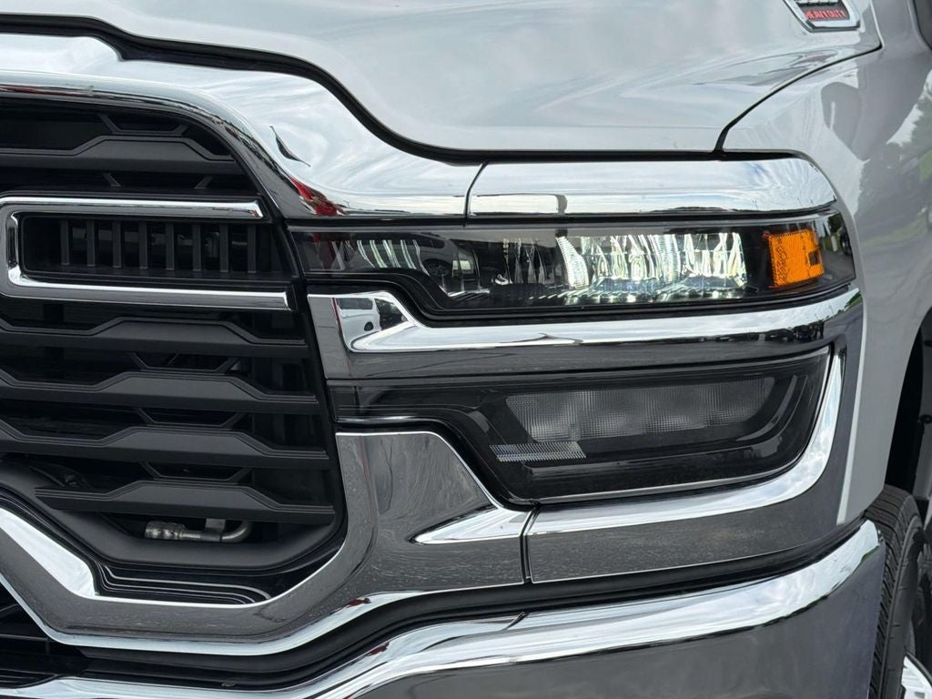 2026 RAM 3500 RAM 3500 TRADESMAN CREW CAB 4X4 8' BOX