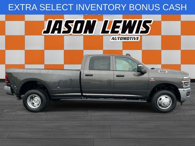2026 RAM 3500 RAM 3500 TRADESMAN CREW CAB 4X4 8' BOX