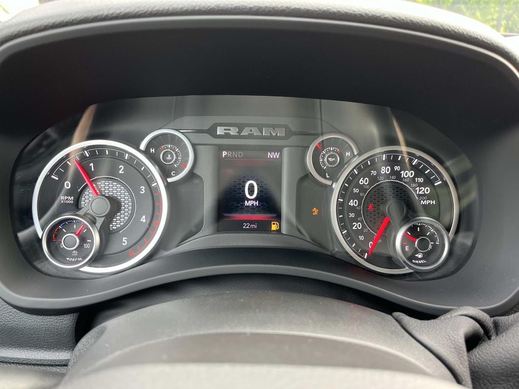 2026 RAM 3500 RAM 3500 TRADESMAN CREW CAB 4X4 8' BOX
