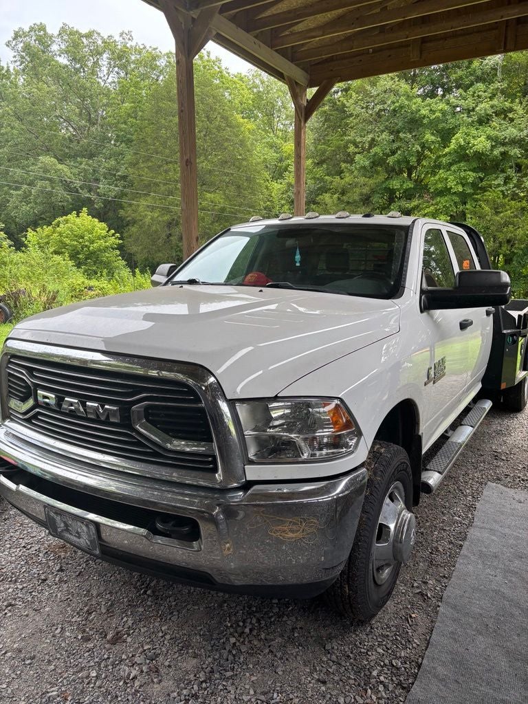 2018 RAM 3500 Tradesman Crew Cab 4x4 8' Box
