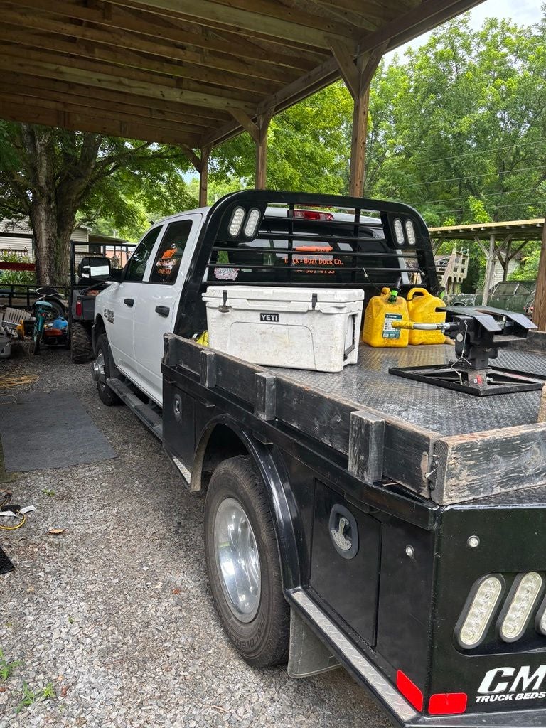 2018 RAM 3500 Tradesman Crew Cab 4x4 8' Box