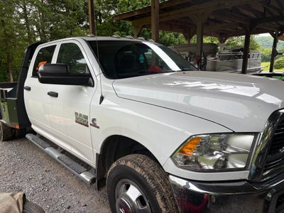 2018 RAM 3500 Tradesman Crew Cab 4x4 8' Box
