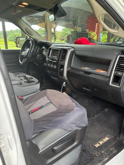 2018 RAM 3500 Tradesman Crew Cab 4x4 8' Box