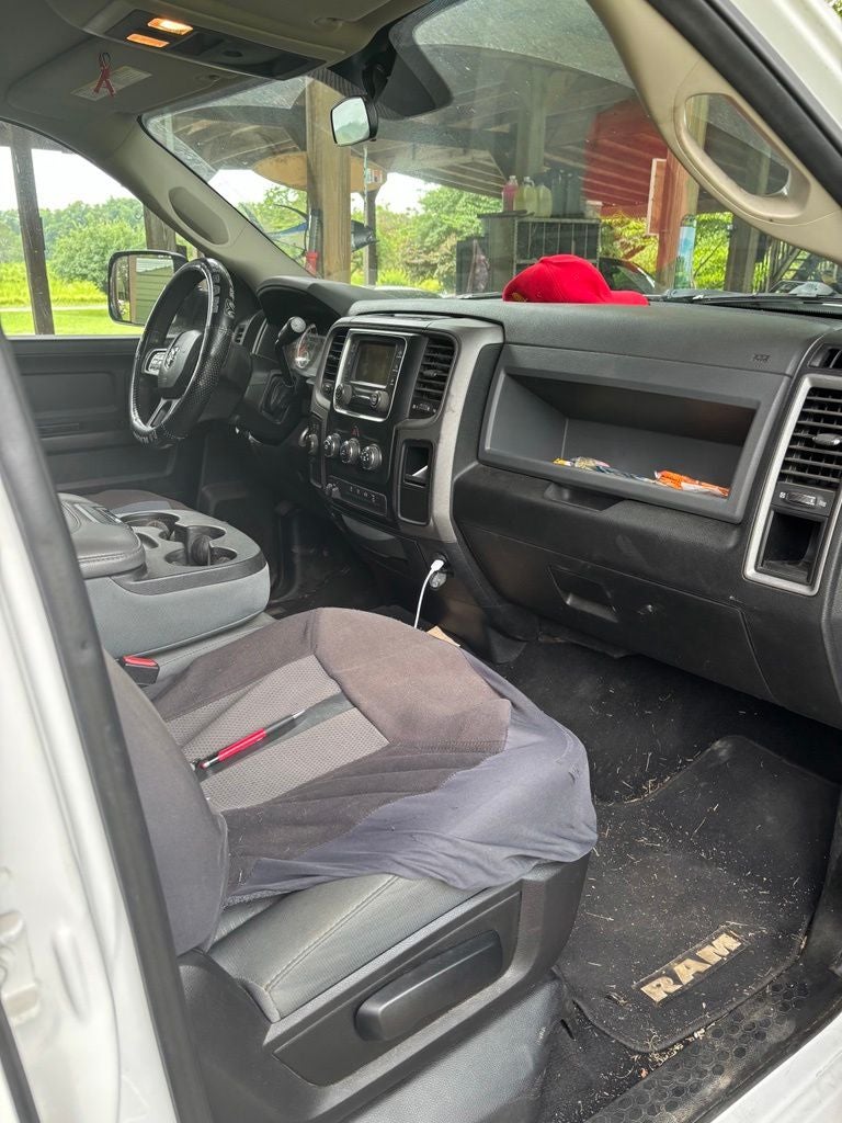 2018 RAM 3500 Tradesman Crew Cab 4x4 8' Box