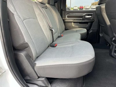 2024 RAM 3500 Big Horn Crew Cab 4x4 8' Box