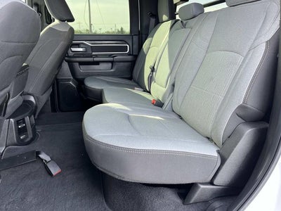 2024 RAM 3500 Big Horn Crew Cab 4x4 8' Box