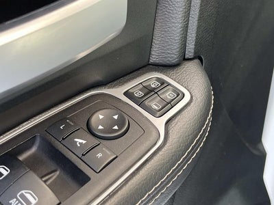 2024 RAM 3500 Big Horn Crew Cab 4x4 8' Box