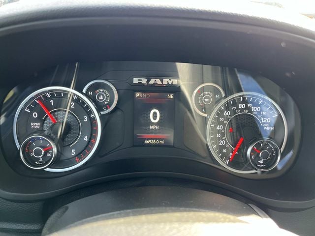2024 RAM 3500 Big Horn Crew Cab 4x4 8' Box