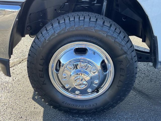2024 RAM 3500 Big Horn Crew Cab 4x4 8' Box