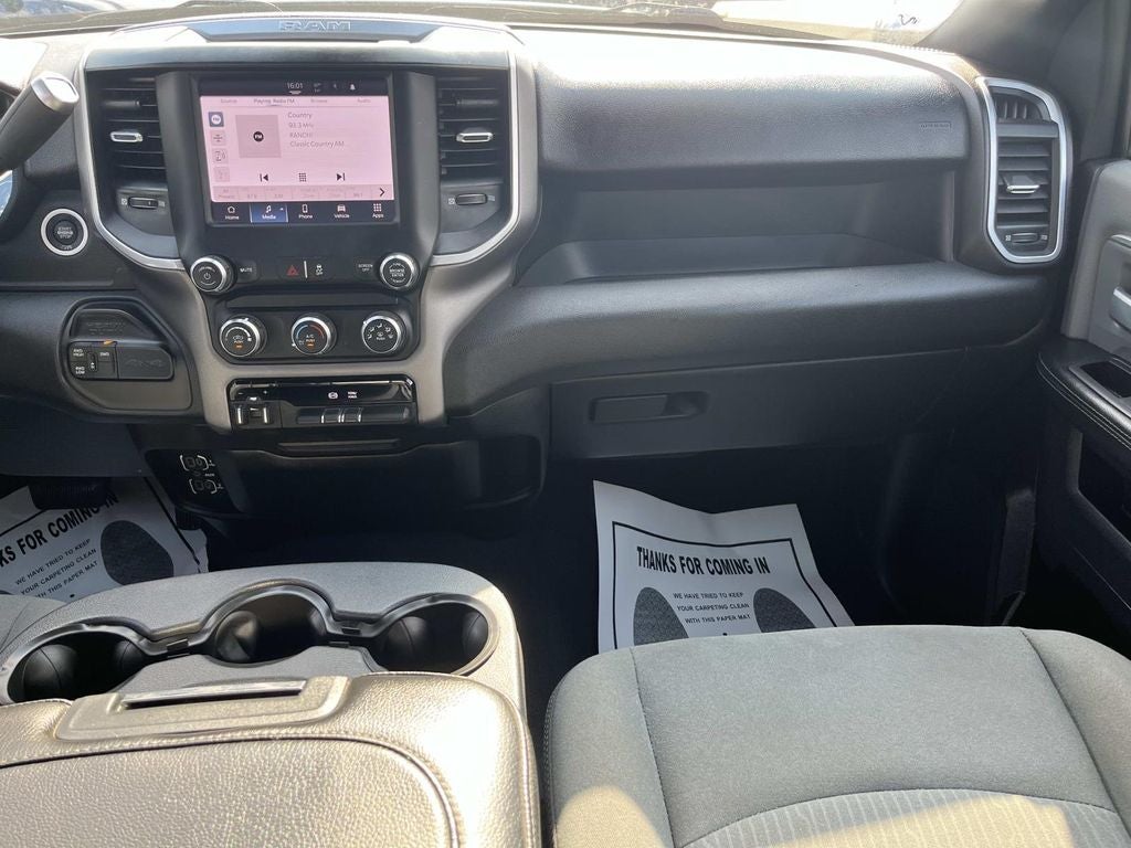 2022 RAM 3500 Big Horn Crew Cab 4x4 8' Box