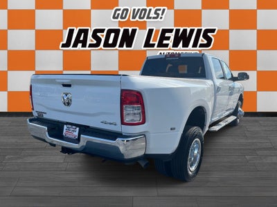 2022 RAM 3500 Big Horn Crew Cab 4x4 8' Box