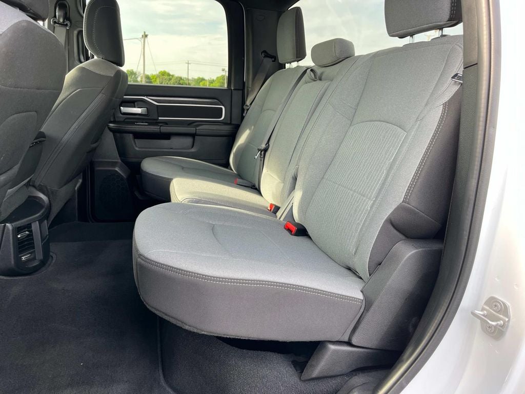 2024 RAM 3500 Big Horn Crew Cab 4x4 8' Box