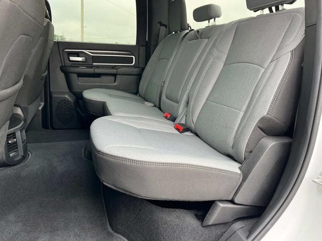 2024 RAM 3500 Big Horn Crew Cab 4x4 8' Box