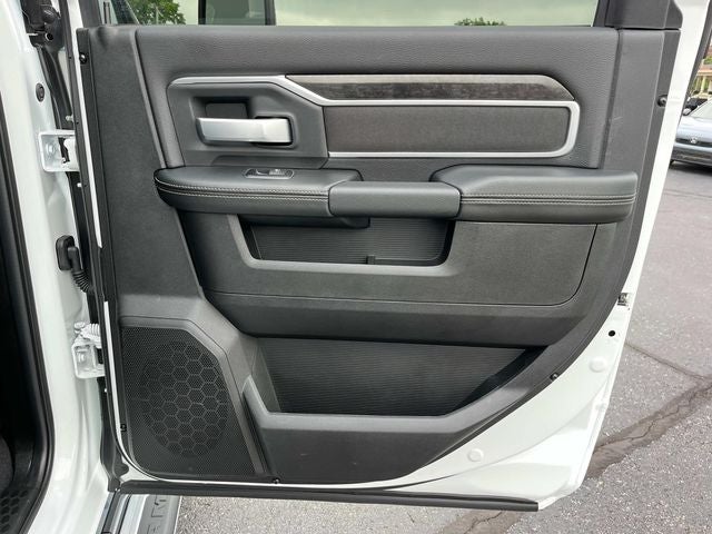 2024 RAM 3500 Big Horn Crew Cab 4x4 8' Box