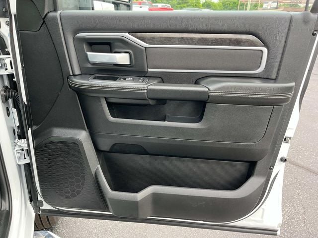 2024 RAM 3500 Big Horn Crew Cab 4x4 8' Box