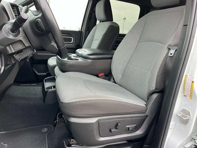 2024 RAM 3500 Big Horn Crew Cab 4x4 8' Box
