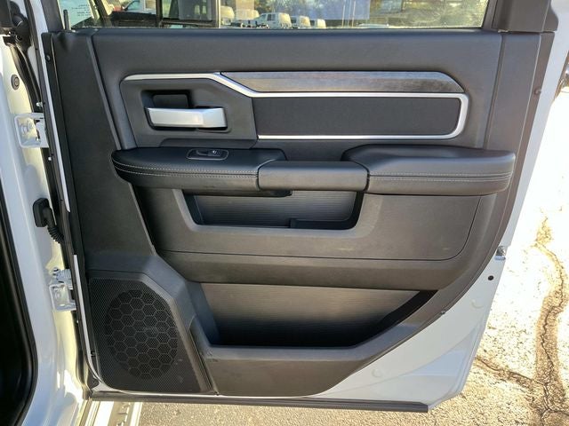 2024 RAM 3500 Big Horn Crew Cab 4x4 8' Box