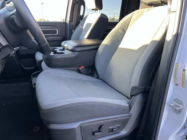 2024 RAM 3500 Big Horn Crew Cab 4x4 8' Box