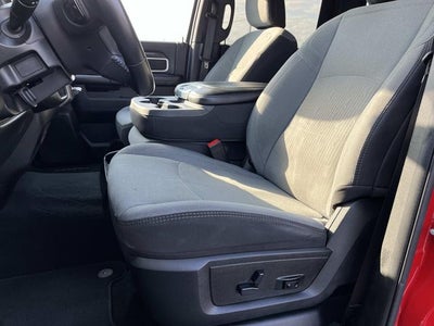 2024 RAM 3500 Big Horn Crew Cab 4x4 8' Box