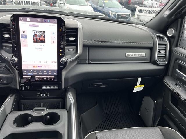 2026 RAM 3500 RAM 3500 LARAMIE CREW CAB 4X4 8' BOX