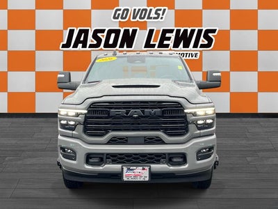 2026 RAM 3500 RAM 3500 LARAMIE CREW CAB 4X4 8' BOX