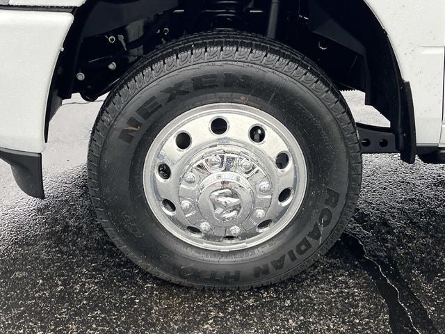 2026 RAM 3500 RAM 3500 LARAMIE CREW CAB 4X4 8' BOX