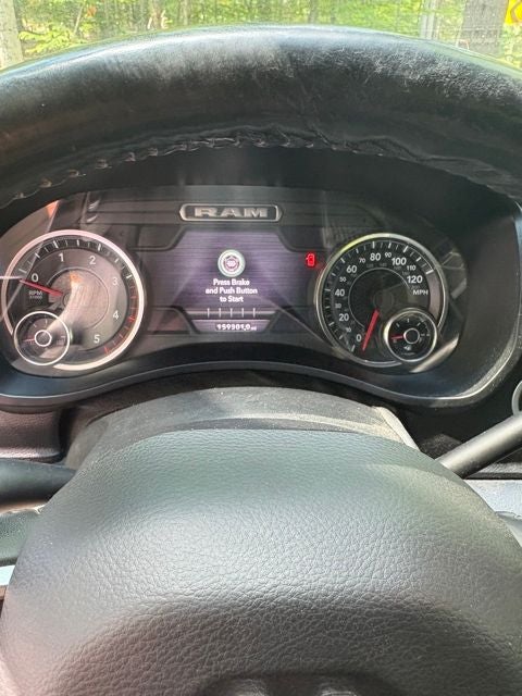 2020 RAM 3500 Laramie Crew Cab 4x4 8' Box