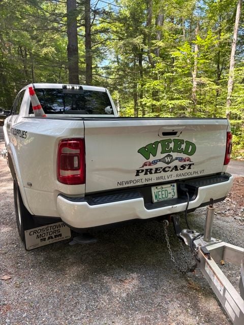 2020 RAM 3500 Laramie Crew Cab 4x4 8' Box