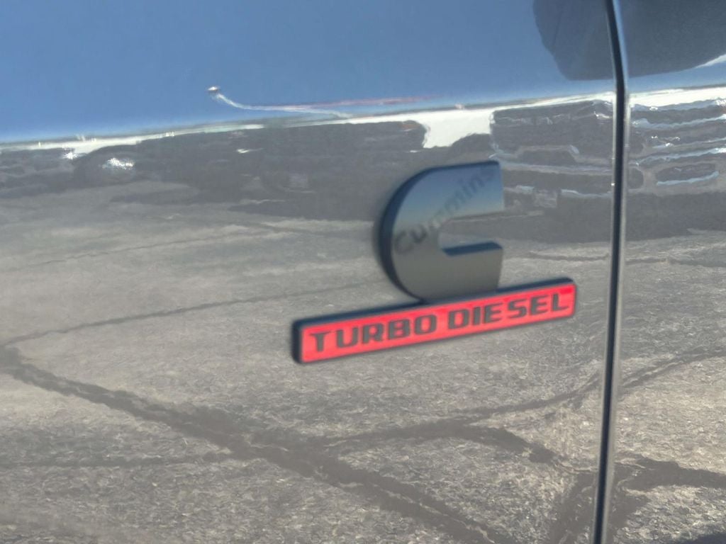 2023 RAM 3500 Laramie Crew Cab 4x4 8' Box