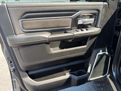 2023 RAM 3500 Laramie Crew Cab 4x4 8' Box