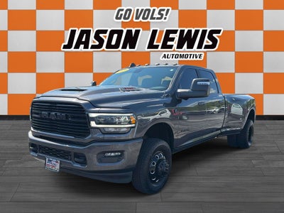2023 RAM 3500 Laramie Crew Cab 4x4 8' Box