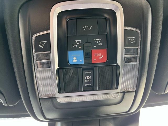 2026 RAM 3500 RAM 3500 LARAMIE CREW CAB 4X4 8' BOX
