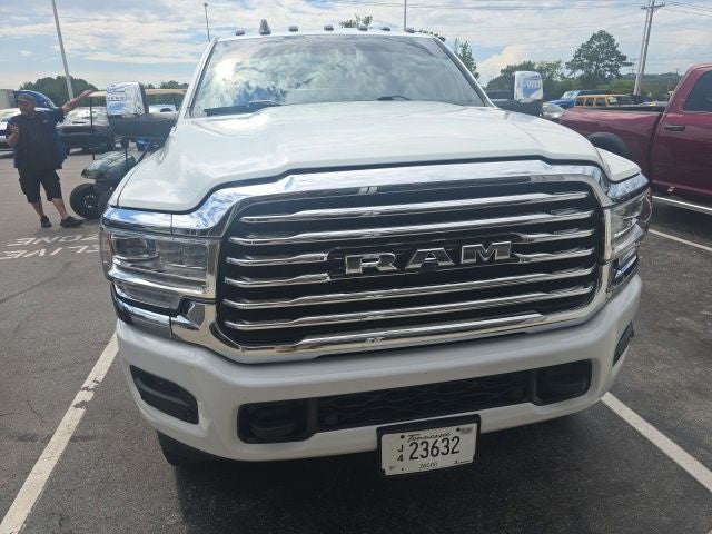 2024 RAM 3500 Limited Longhorn Crew Cab 4x4 8' Box