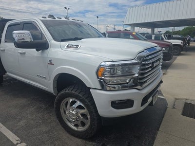 2024 RAM 3500 Limited Longhorn Crew Cab 4x4 8' Box
